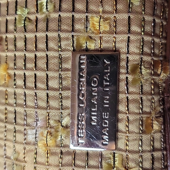 Tess Loriani Milano Envelope Style Shoulder Bag- Tan and Brown Floral? - Picture 5 of 10